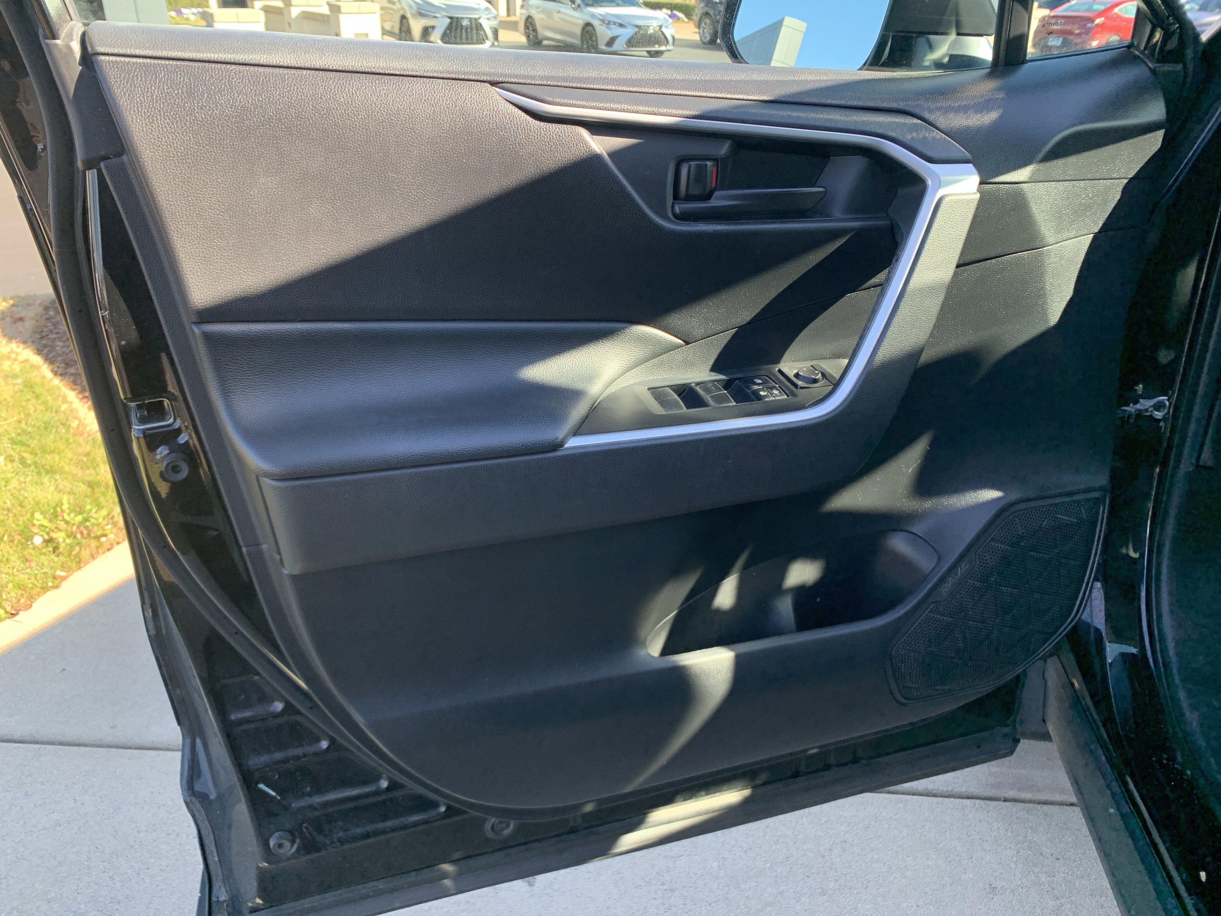 Used 2020 Toyota RAV4 LE w/ All Weather Liner Package image 14