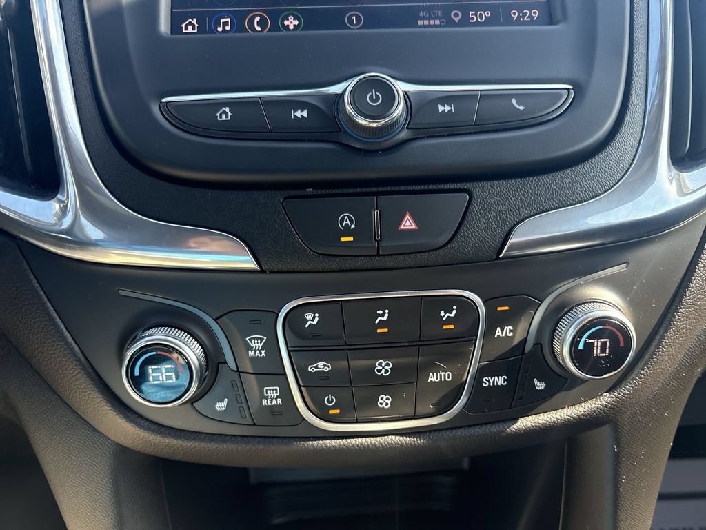 Used 2024 Chevrolet Equinox LT FWD image 16