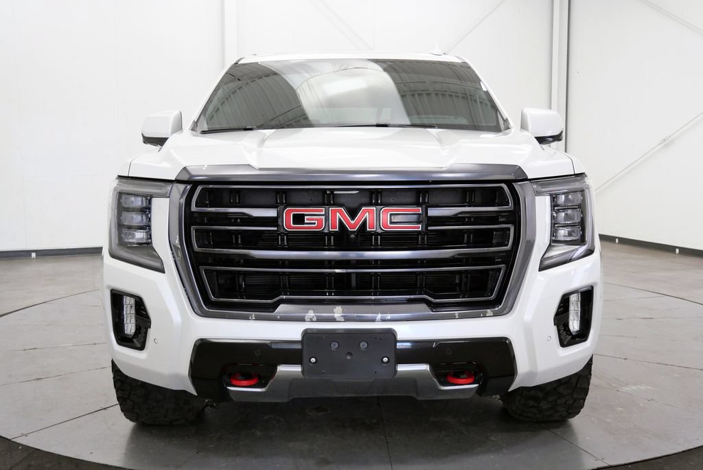 Used 2024 GMC Yukon XL AT4 w/ AT4 Premium Plus Package AWD/4WD image 2