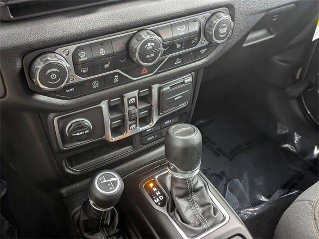 New 2026 Jeep Gladiator Sport AWD/4WD image 11
