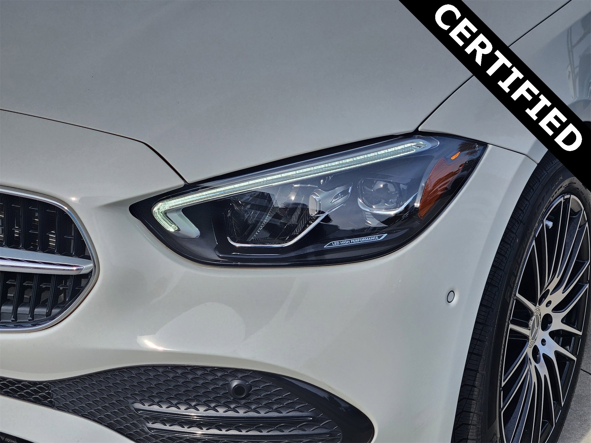 Certified 2025 Mercedes-Benz C 300 Sedan image 11