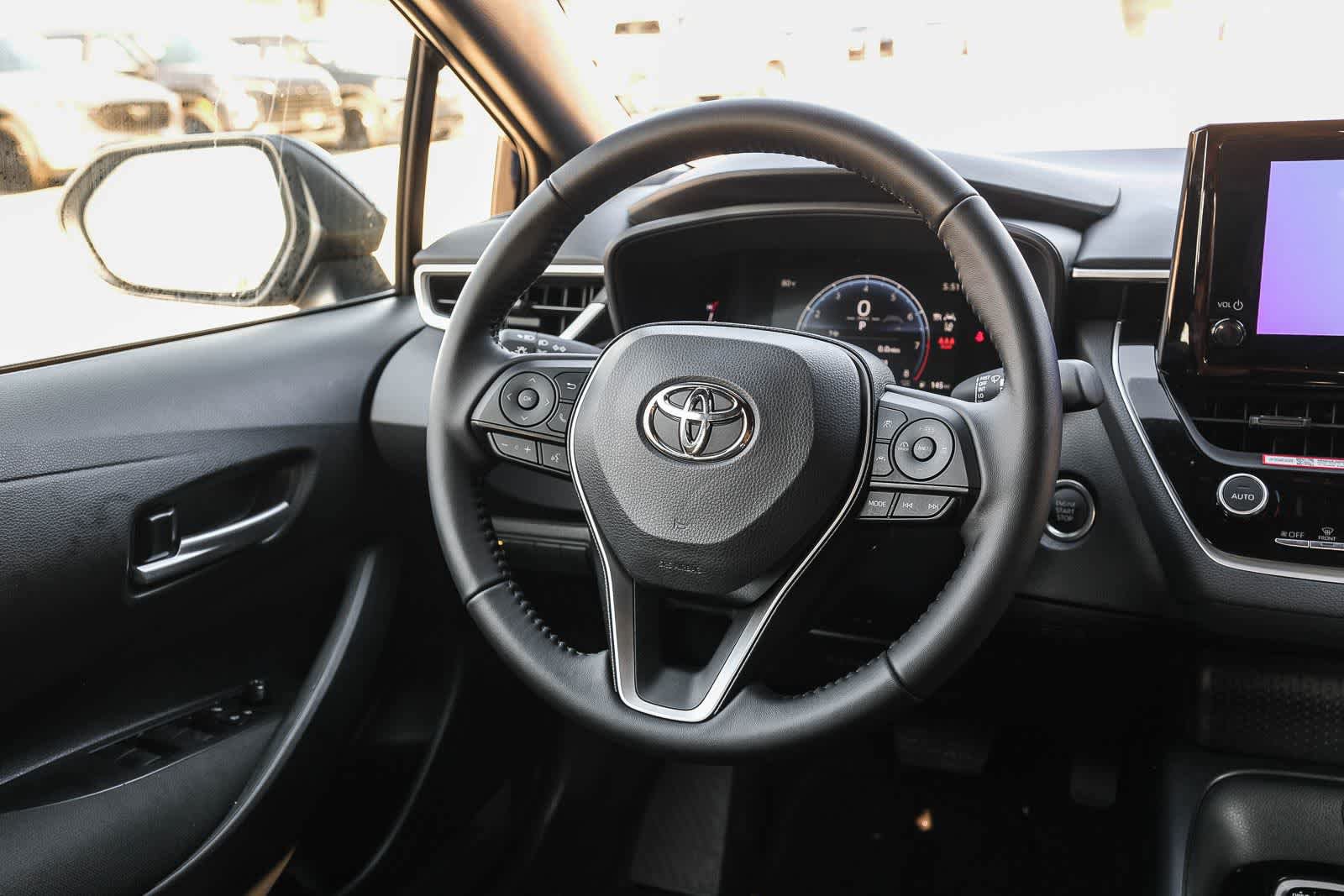 Certified 2026 Toyota Corolla SE w/ Carpet Mat Package (TMS) FWD image 17