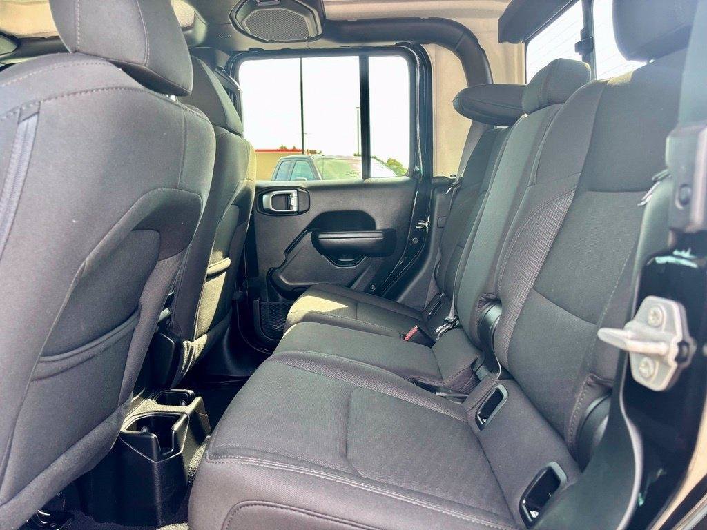 Used 2020 Jeep Gladiator Sport w/ Quick Order Package 24S AWD/4WD image 12
