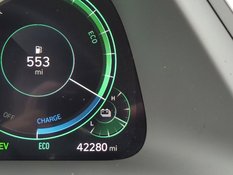 Certified 2023 Hyundai Sonata Limited w/ Cargo Package image 30