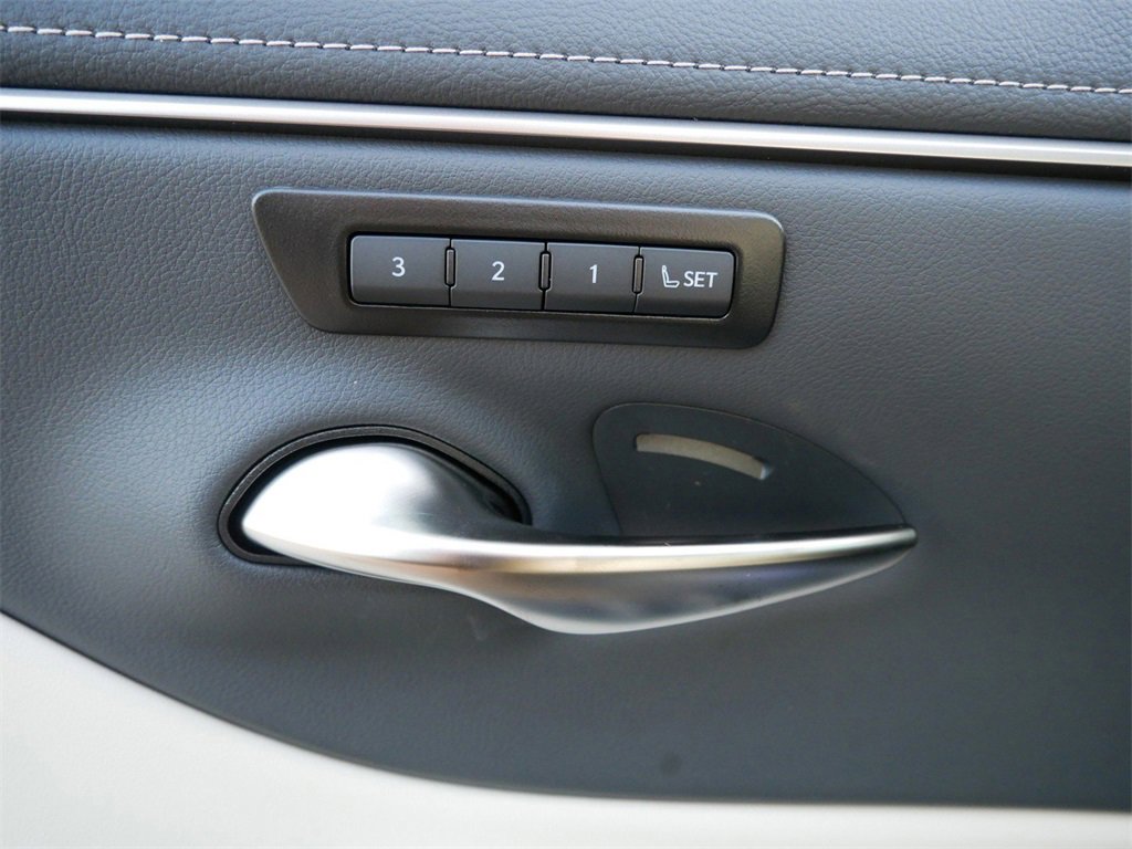 New 2025 Lexus ES 300h w/ Premium Package image 14