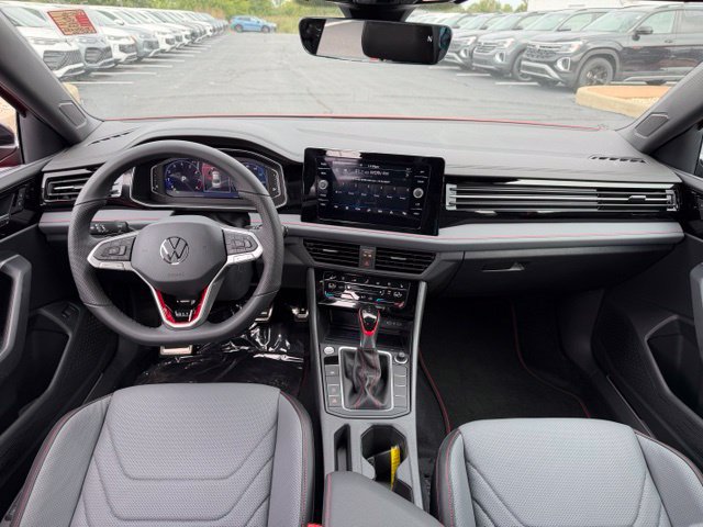 New 2027 Volkswagen Jetta GLI Autobahn FWD image 10