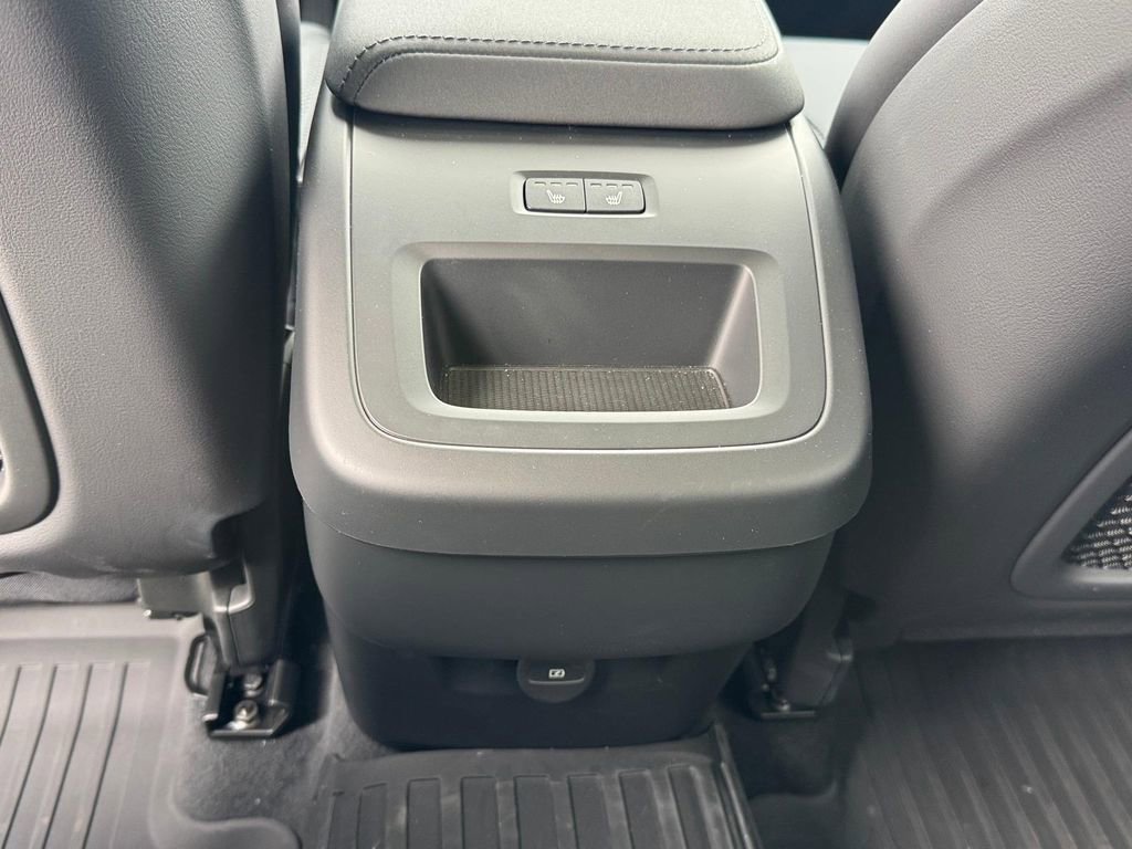 Certified 2026 Volvo XC60 B5 Plus w/ Protection Package Premier image 10
