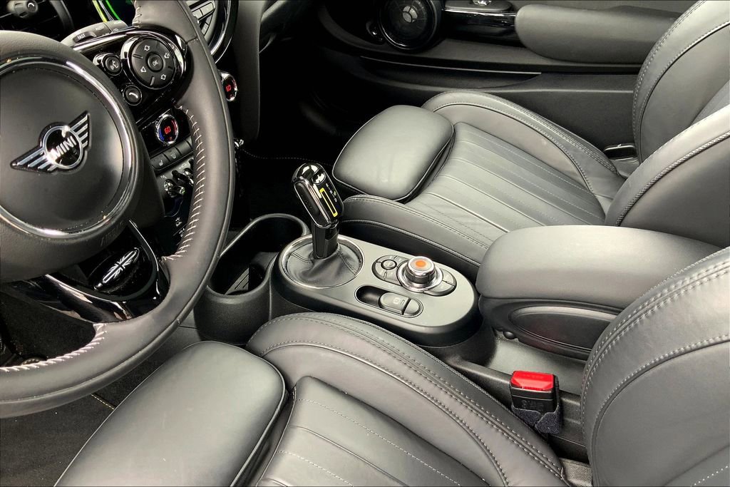 Used 2021 MINI Cooper SE w/ 8.8" Touchscreen Nav Package image 14