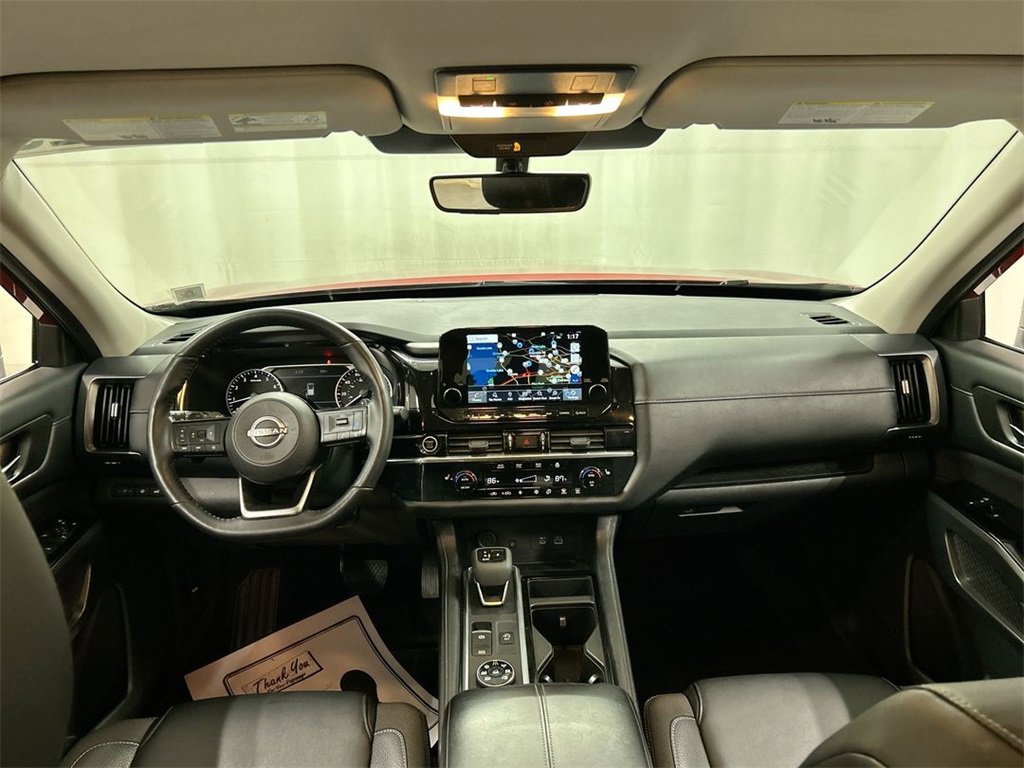 Used 2023 Nissan Pathfinder SL image 25