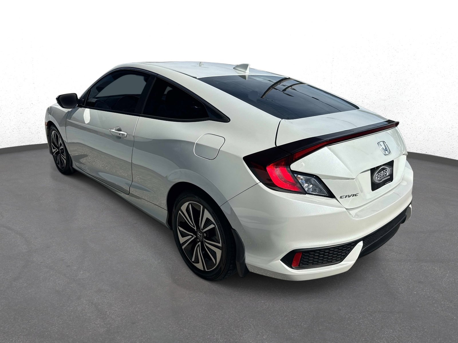 Used 2017 Honda Civic EX-L image 5