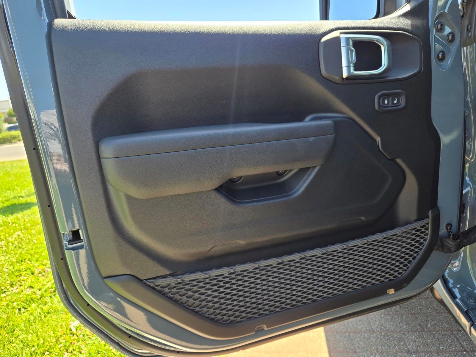 New 2026 Jeep Wrangler Sport AWD/4WD image 10
