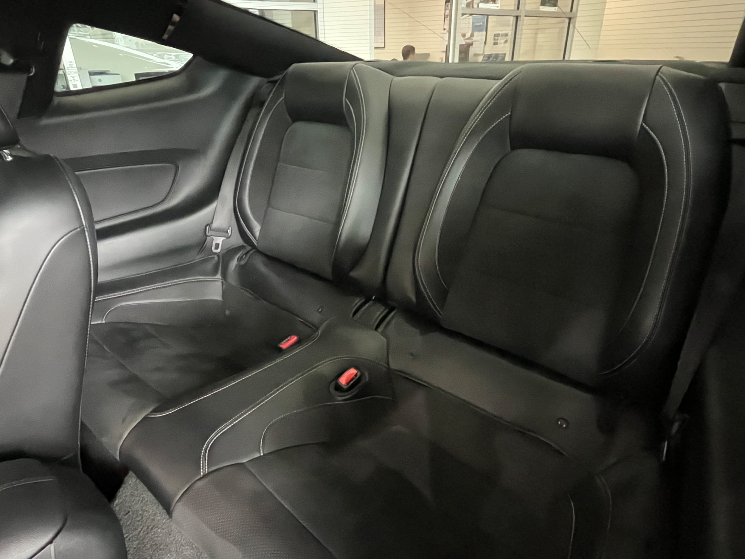 Certified 2017 Ford Mustang Shelby GT350 w/ Convenience Package RWD image 10