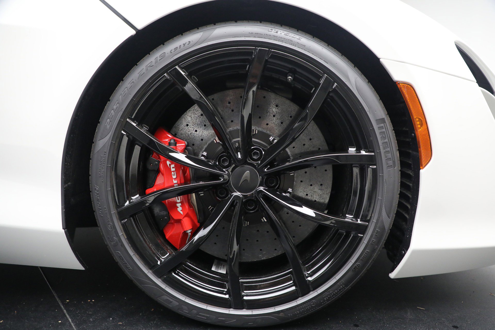 New 2026 McLaren Artura image 37