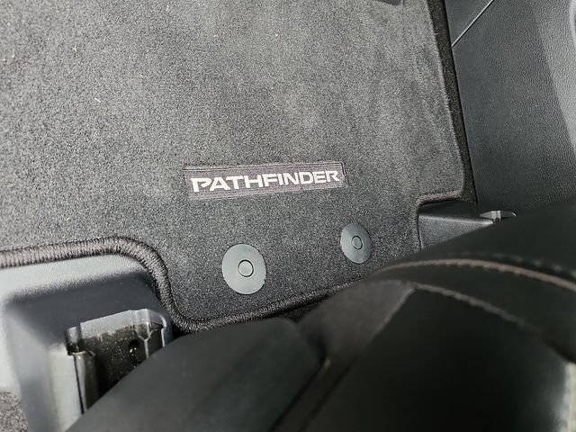Used 2024 Nissan Pathfinder Platinum w/ Lighting Package (N93) AWD/4WD image 16