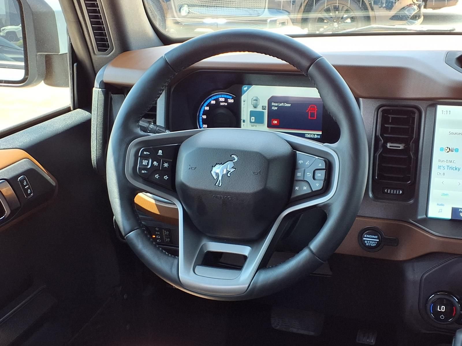 Used 2024 Ford Bronco Outer Banks AWD/4WD image 14