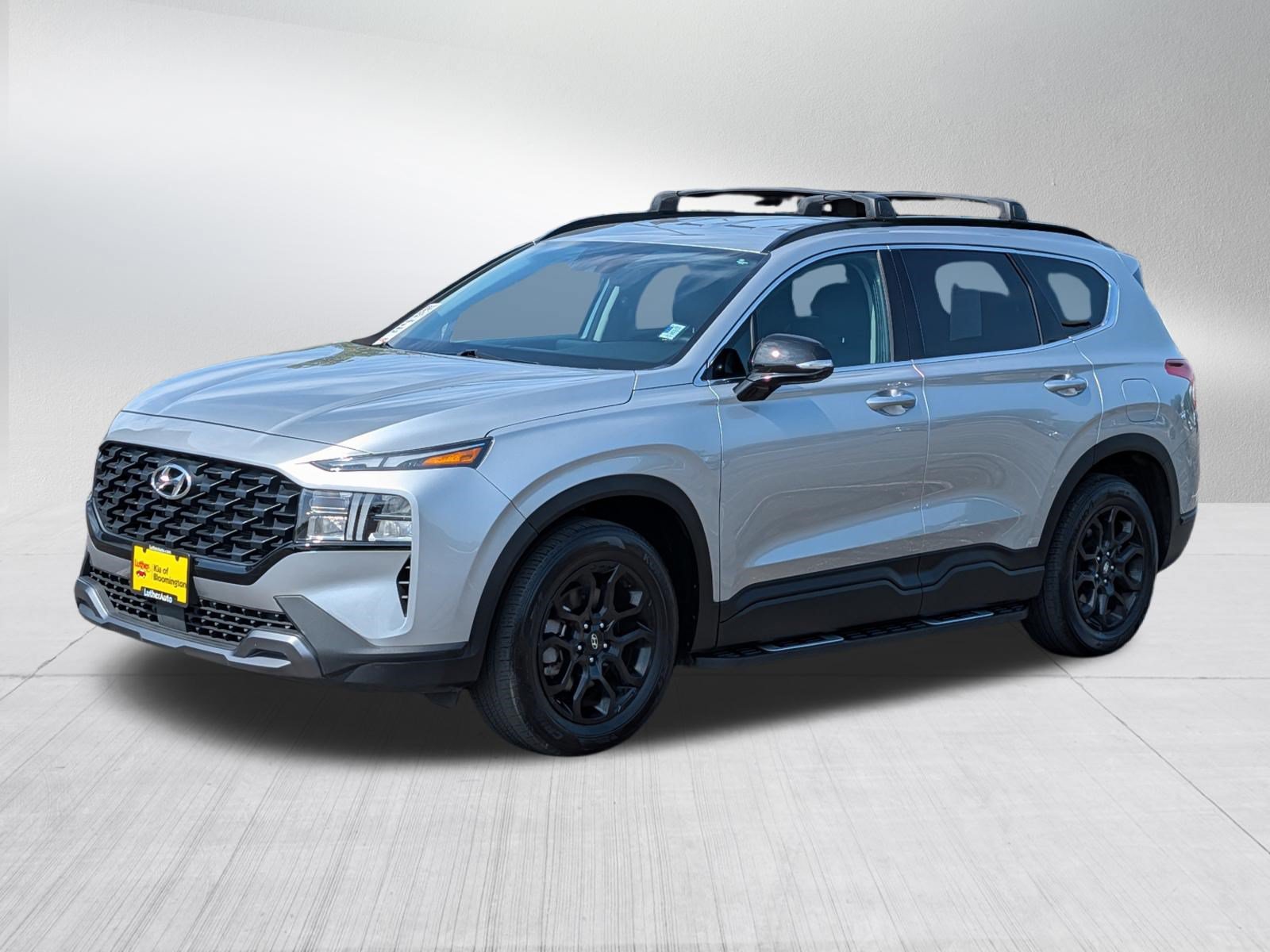 Used 2023 Hyundai Santa Fe XRT FWD image 3