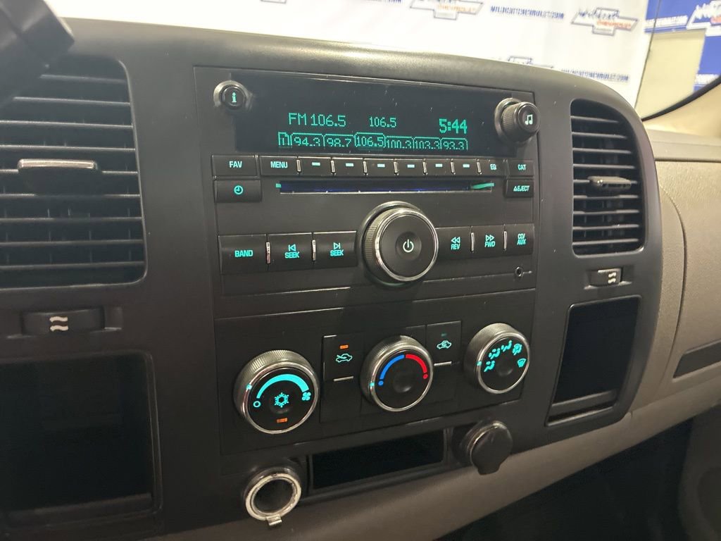 Used 2009 Chevrolet Silverado 3500 W/T image 20