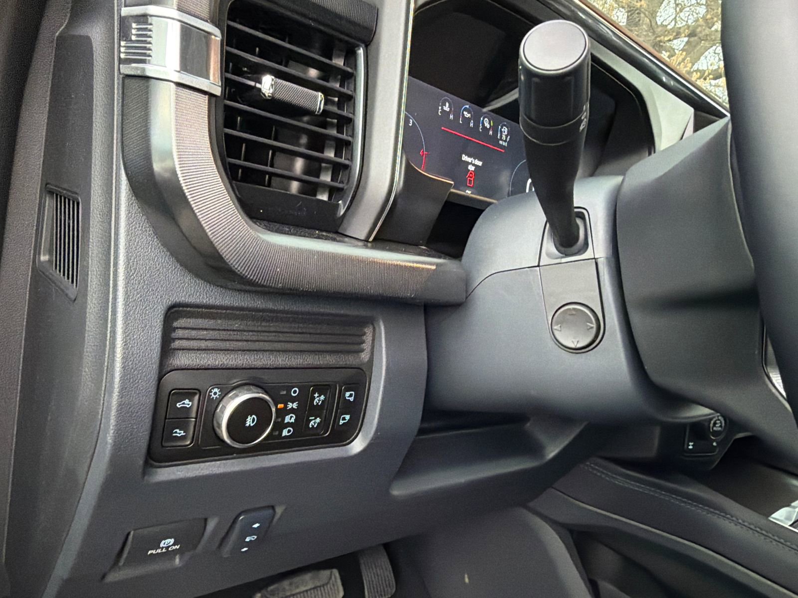 New 2026 Ford F250 Platinum w/ Tremor Off-Road Package image 36