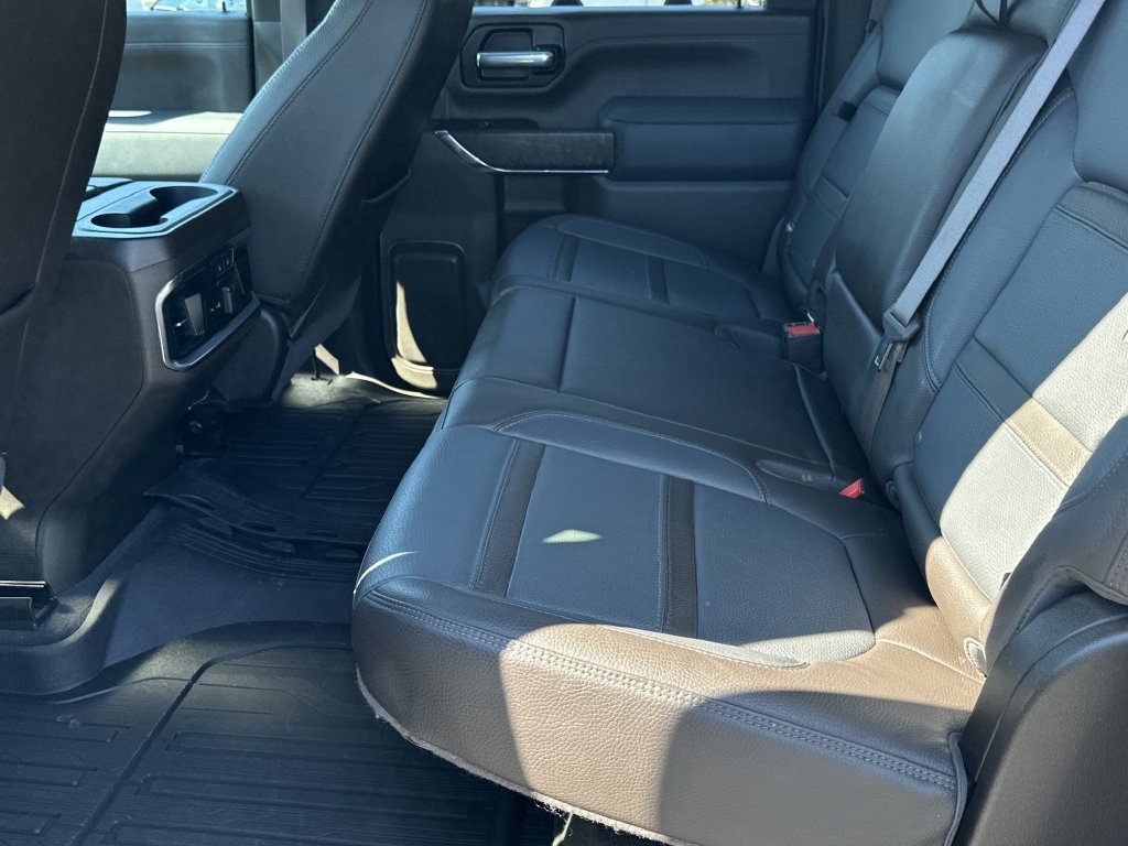Used 2023 GMC Sierra 3500 Denali w/ Denali Ultimate Package AWD/4WD image 15