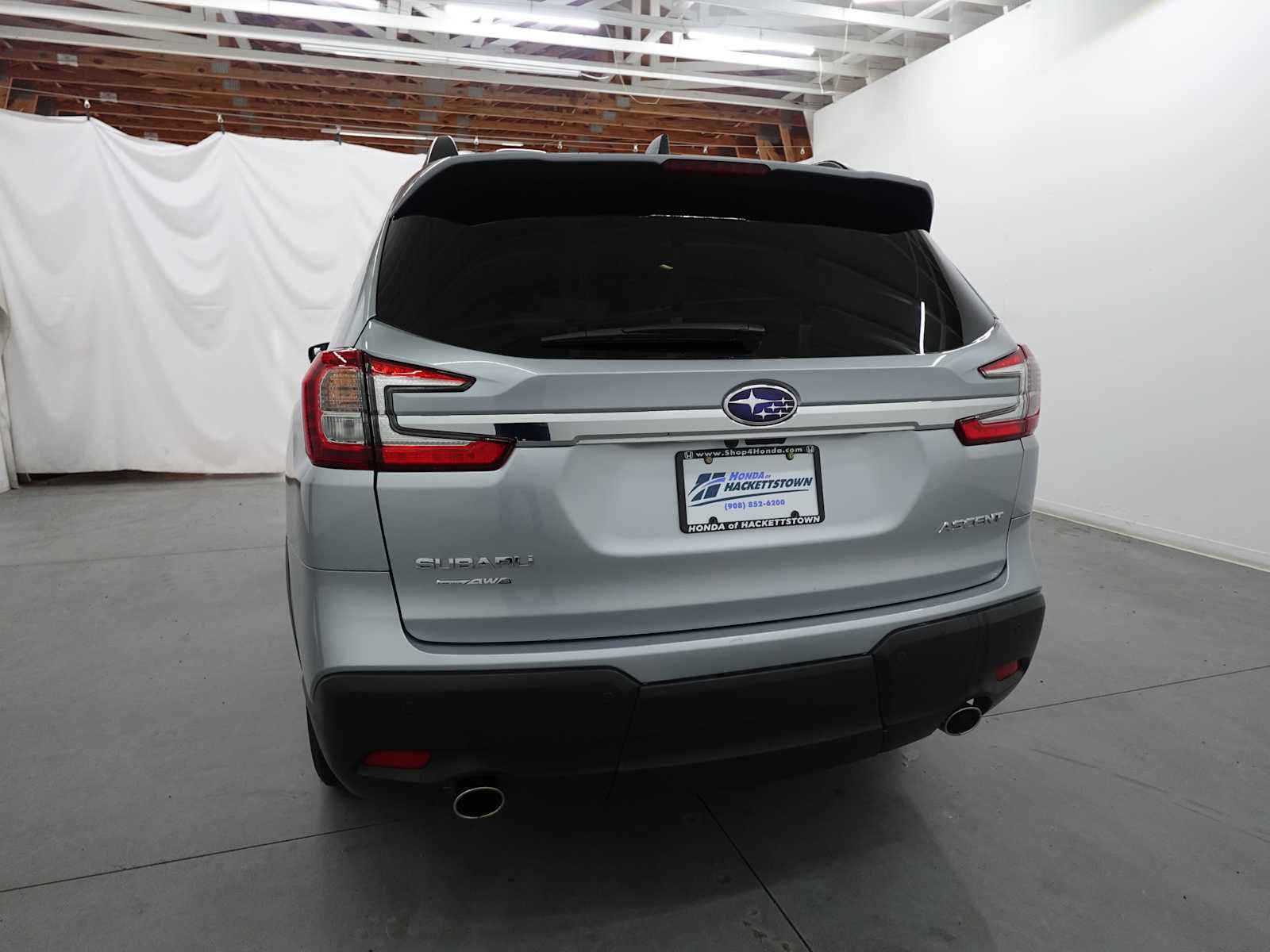 Used 2025 Subaru Ascent Premium AWD/4WD image 7