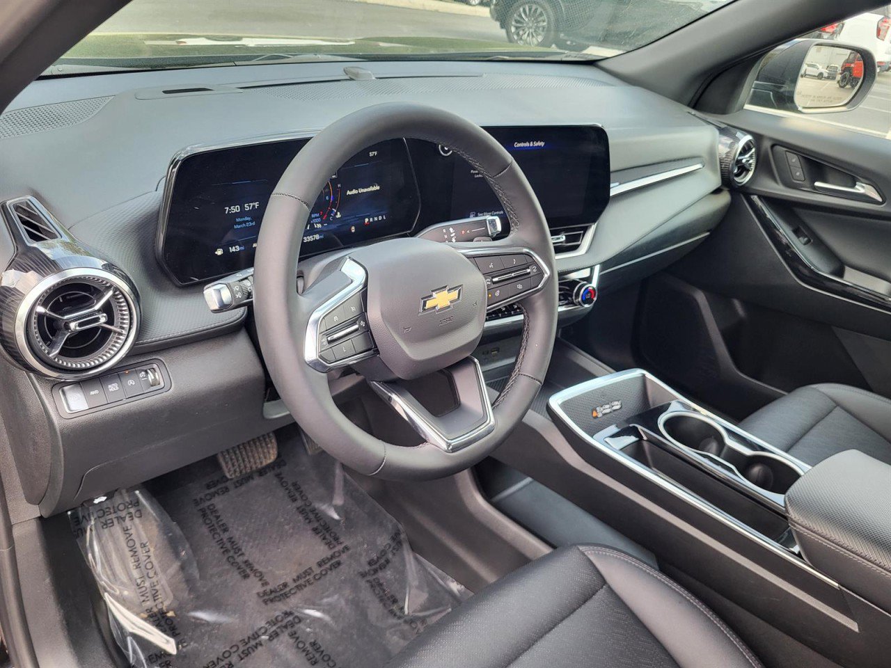 Used 2025 Chevrolet Equinox LT w/ Convenience Package II image 11