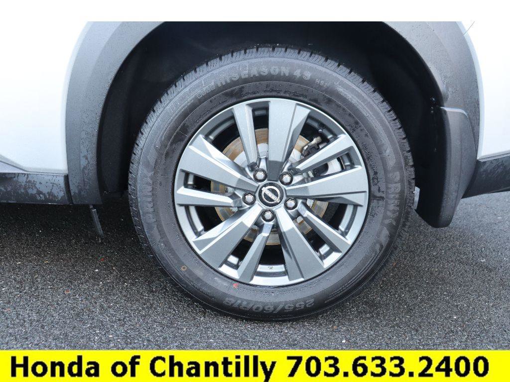 Used 2022 Nissan Pathfinder SV image 33