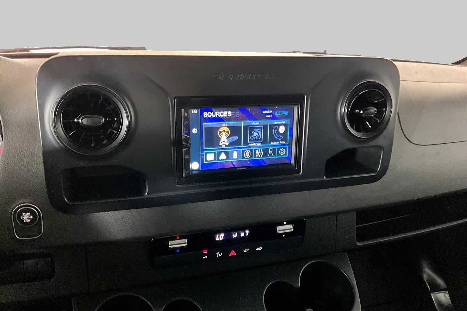 Used 2019 Mercedes-Benz Sprinter 144 image 7