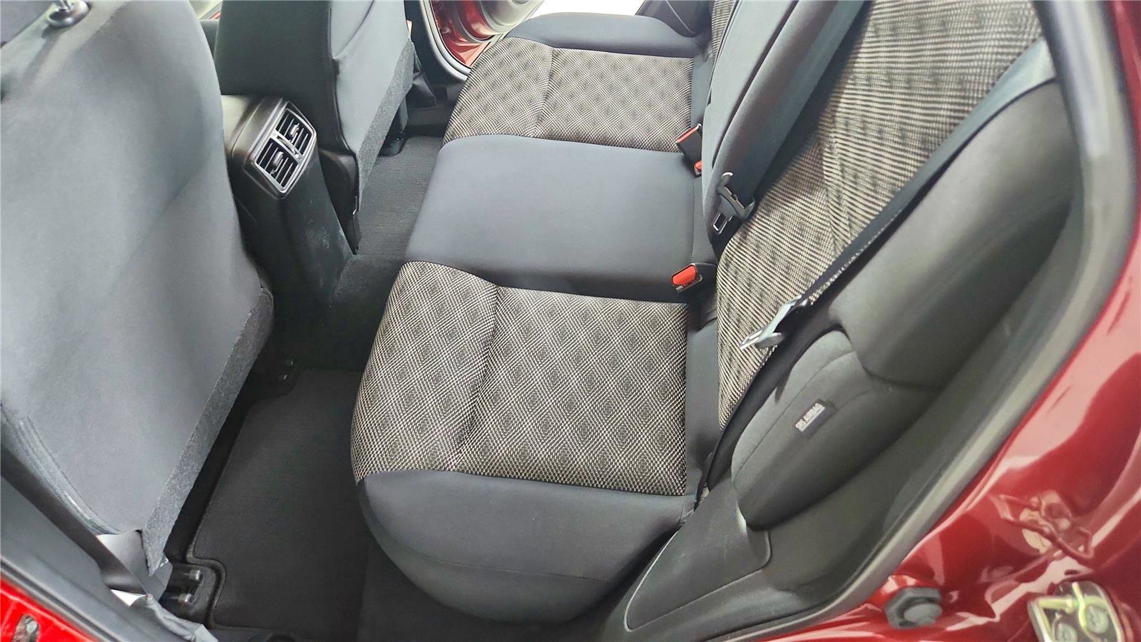 Used 2022 Nissan Rogue Sport SV image 31