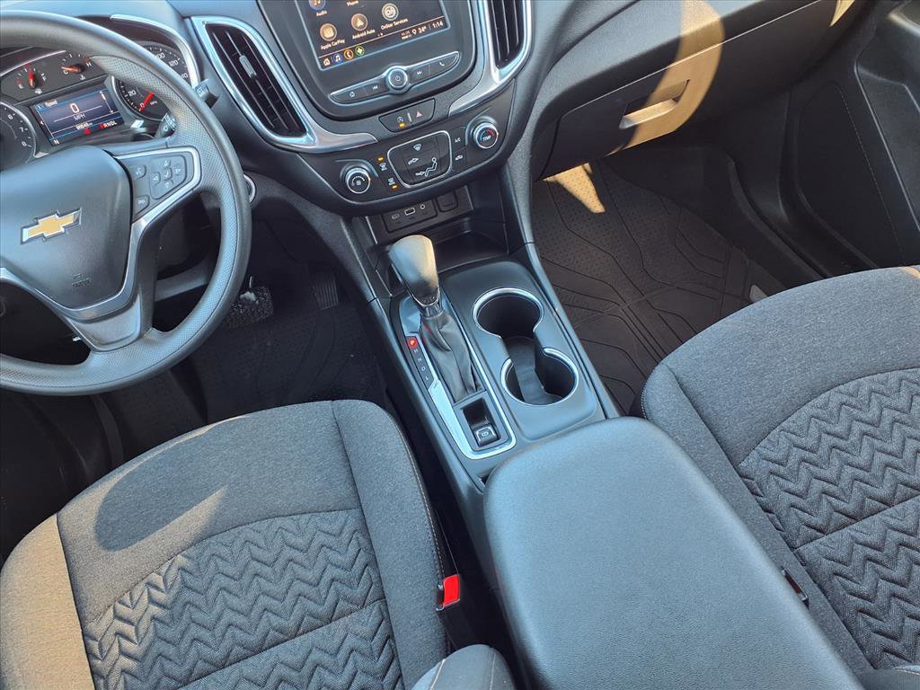 Used 2022 Chevrolet Equinox LT w/ LPO, Floor Liner Package image 9