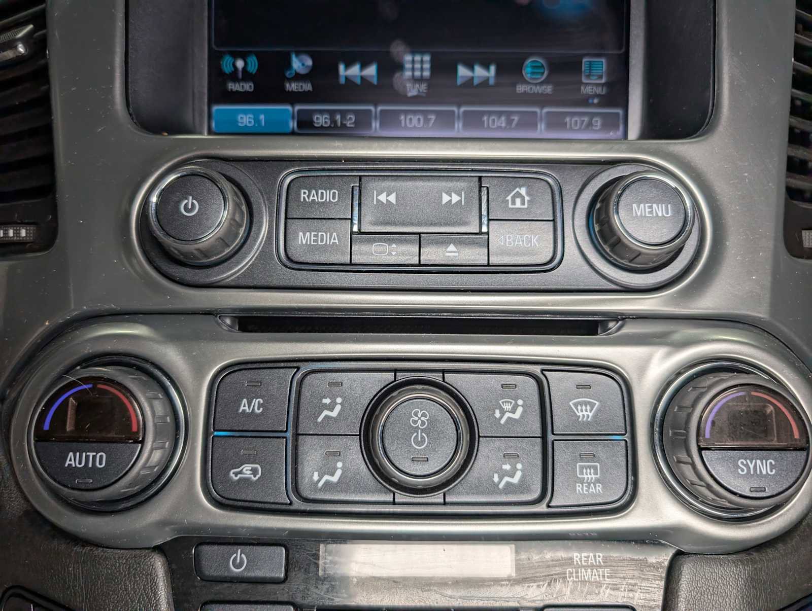 Used 2019 Chevrolet Tahoe LT w/ RST Edition AWD/4WD image 30