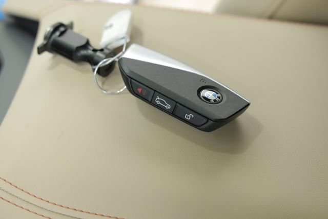 Used 2025 BMW X3 xDrive30i image 38