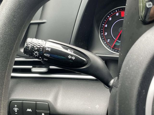Certified 2023 Hyundai Elantra SEL FWD image 22