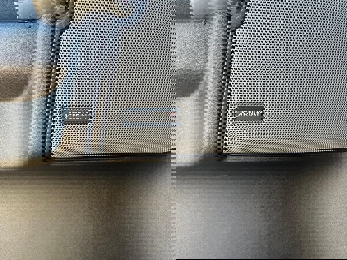 Used 2015 Land Rover LR4 HSE image 10