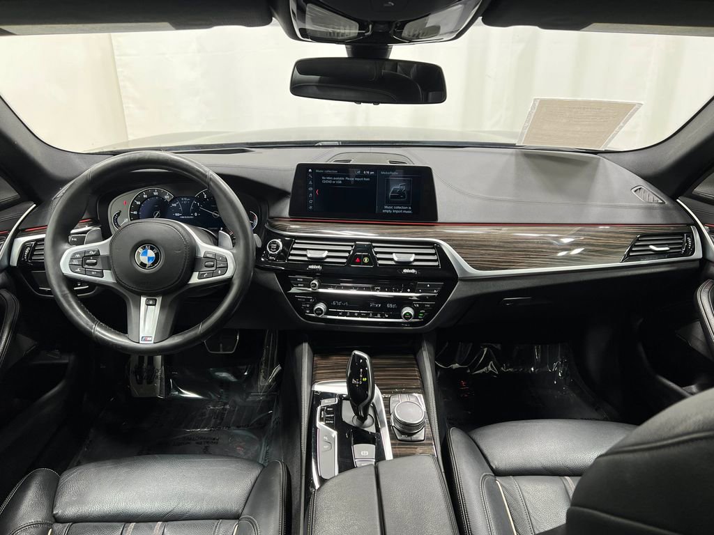 Used 2018 BMW M550i xDrive AWD/4WD image 22