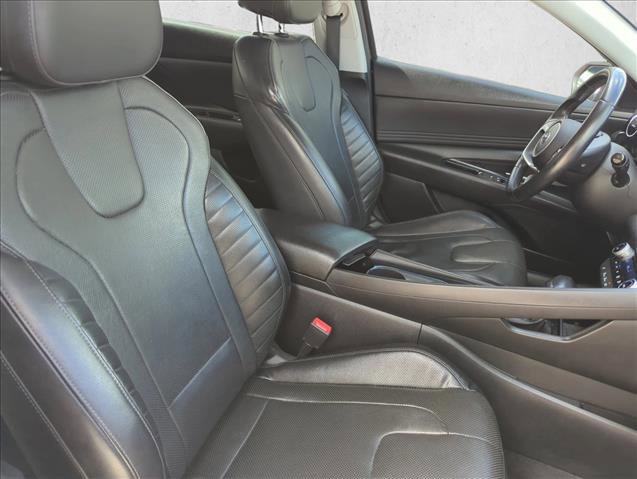 Used 2022 Hyundai Elantra Limited w/ Cargo Package FWD image 27