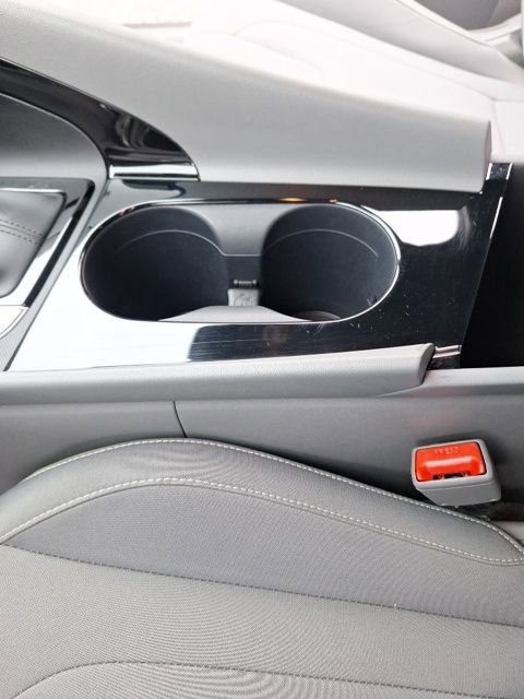 Used 2023 Hyundai Elantra SEL w/ Convenience Package image 21