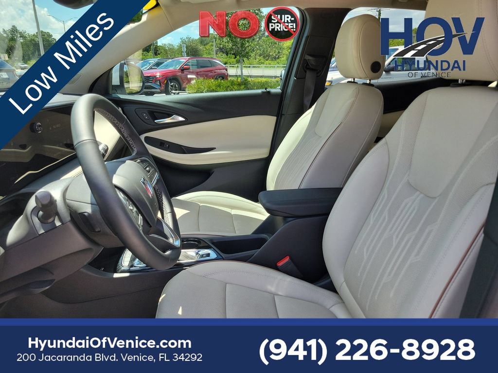 Used 2026 Buick Encore GX Avenir w/ Avenir Technology Package FWD image 25