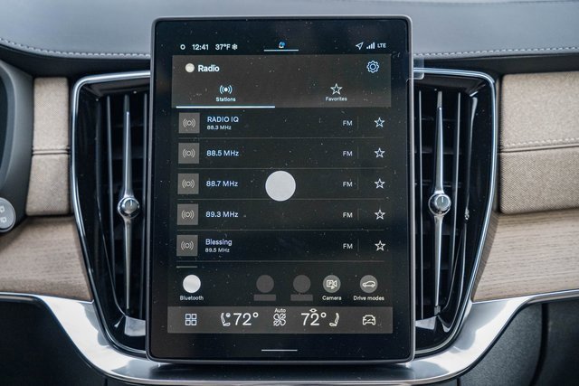 New 2026 Volvo XC90 B6 Plus image 22