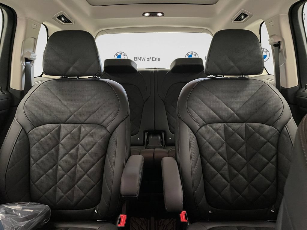 New 2027 BMW X7 xDrive40i AWD/4WD image 12