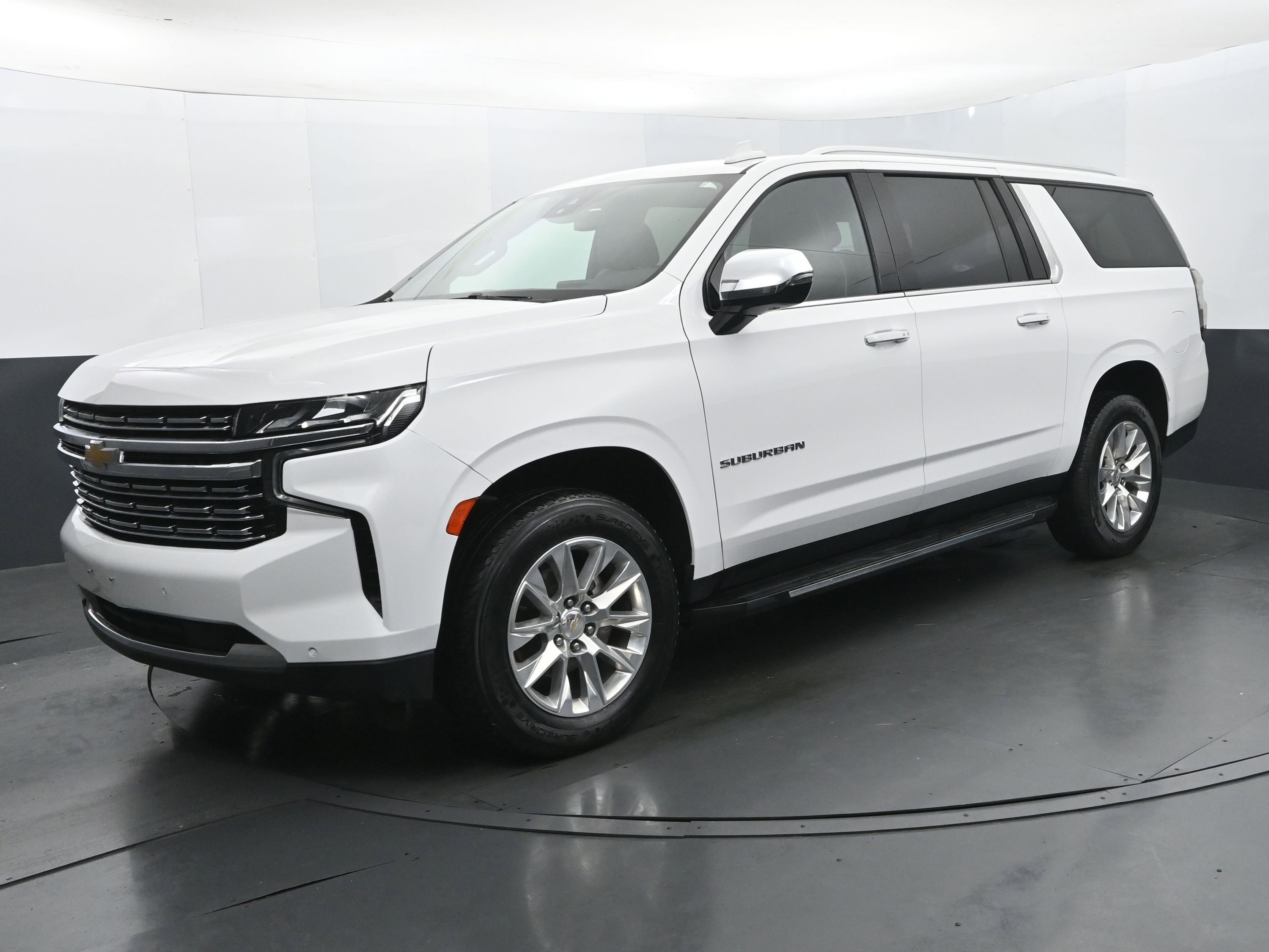 Used 2024 Chevrolet Suburban Premier AWD/4WD image 1