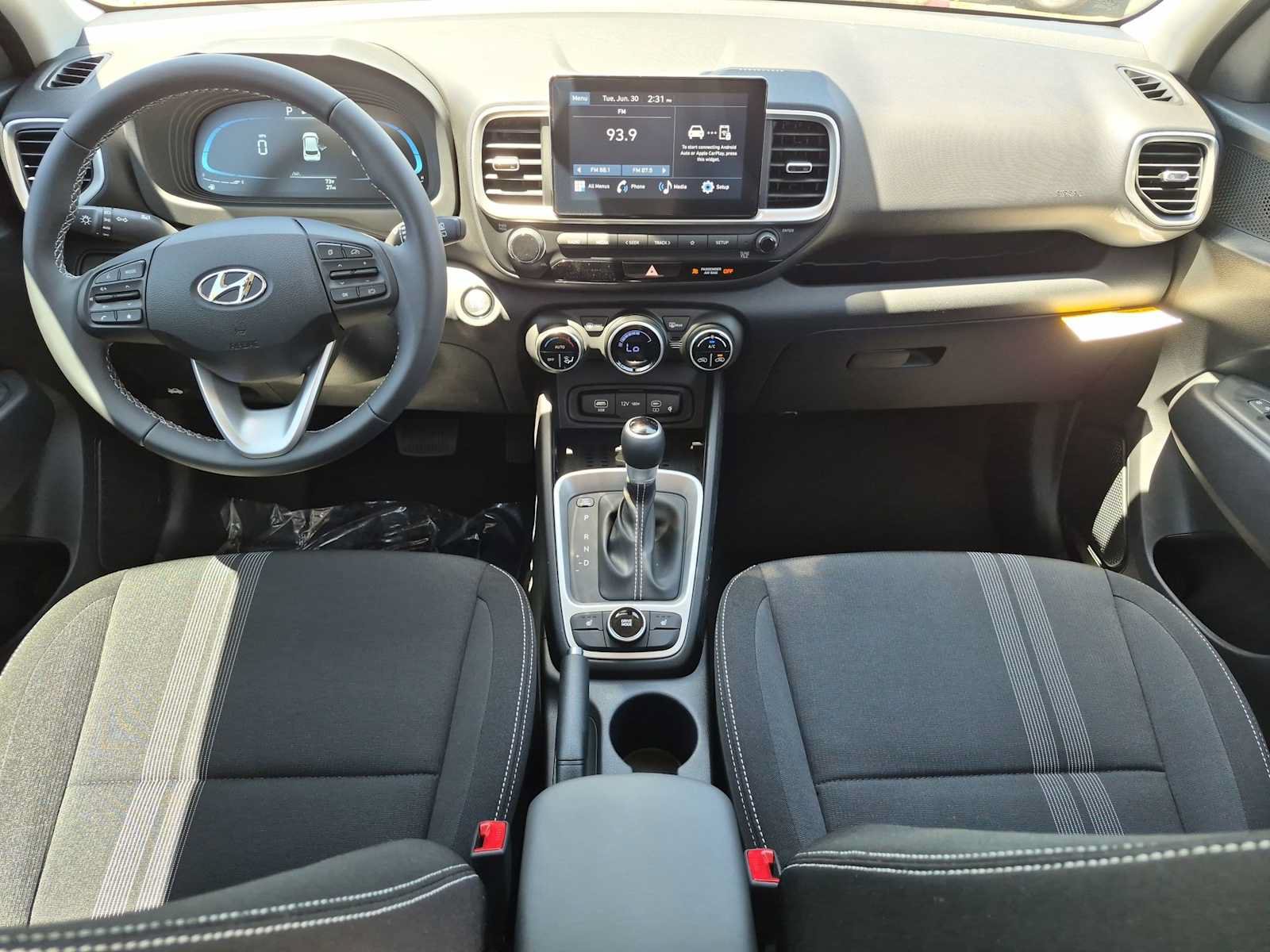 New 2026 Hyundai Venue SEL FWD image 15