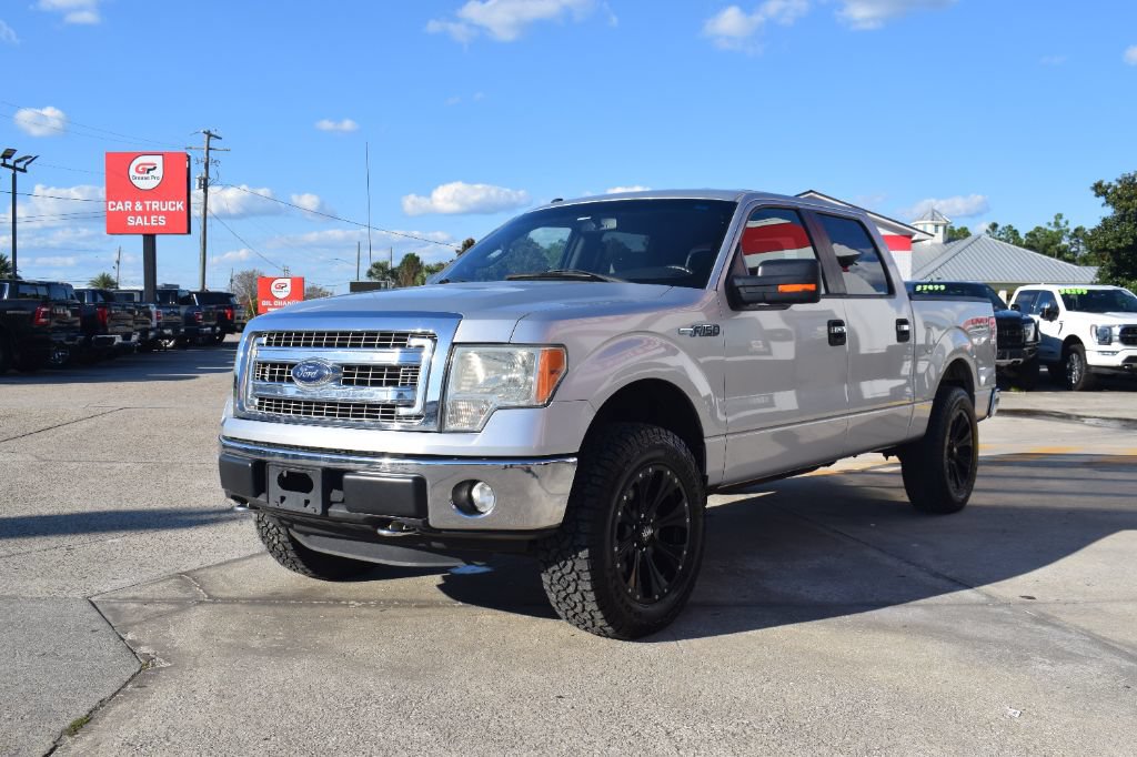 Used 2014 Ford F150 XLT w/ Equipment Group 302A Luxury AWD/4WD image 1