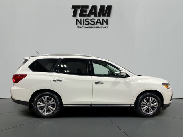 Used 2018 Nissan Pathfinder S AWD/4WD image 8
