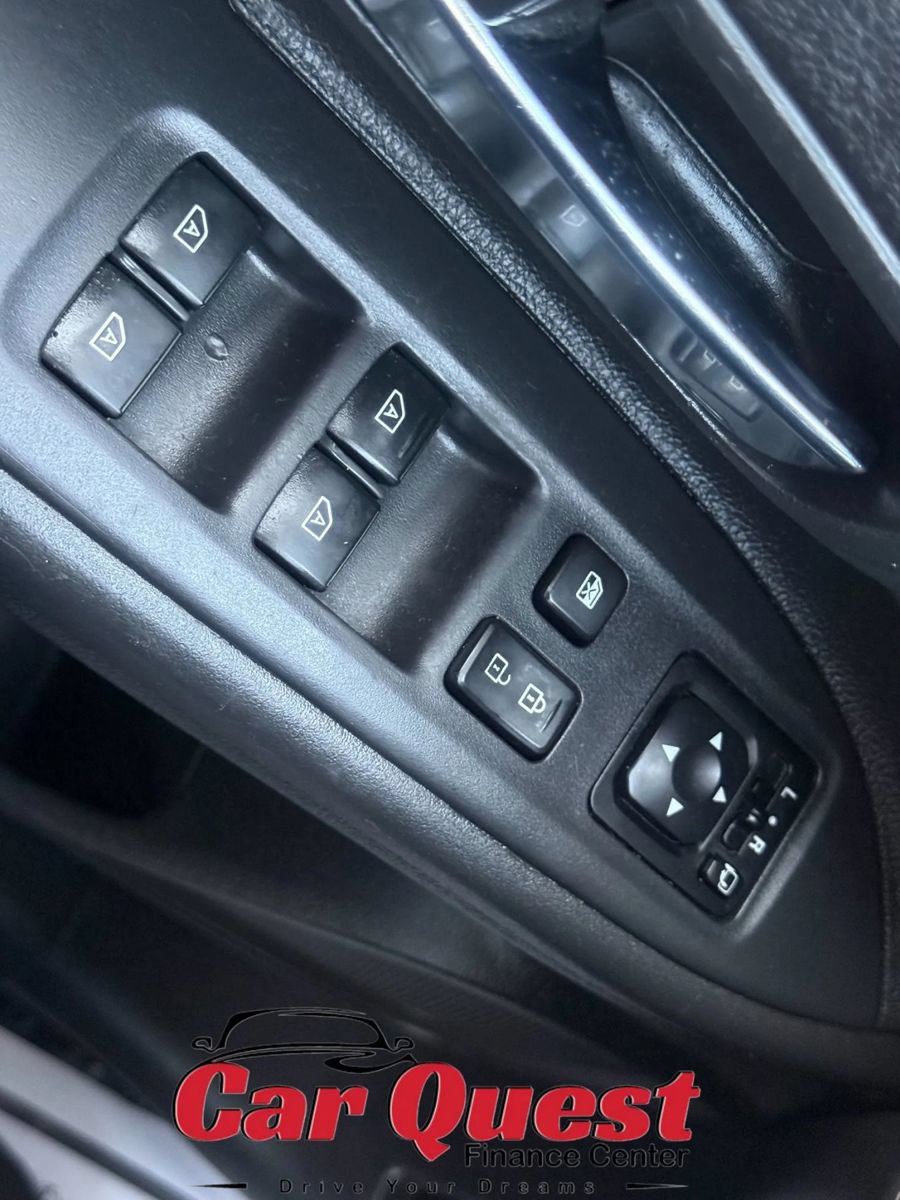 Used 2019 Mitsubishi Outlander SEL AWD/4WD image 31