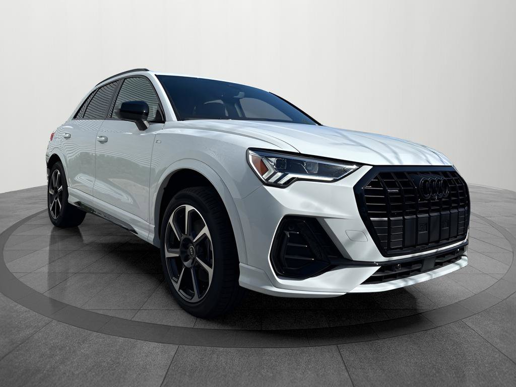 Certified 2025 Audi Q3 2.0T Premium Plus w/ Premium Plus Package AWD/4WD video 1
