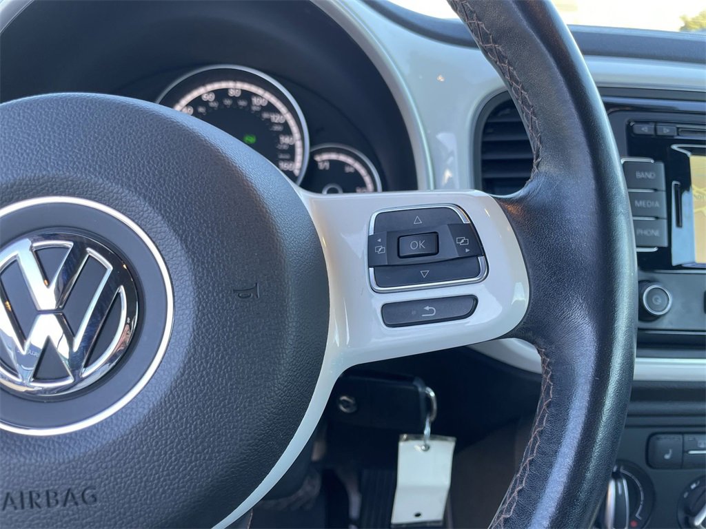 Used 2015 Volkswagen Beetle 1.8T image 16