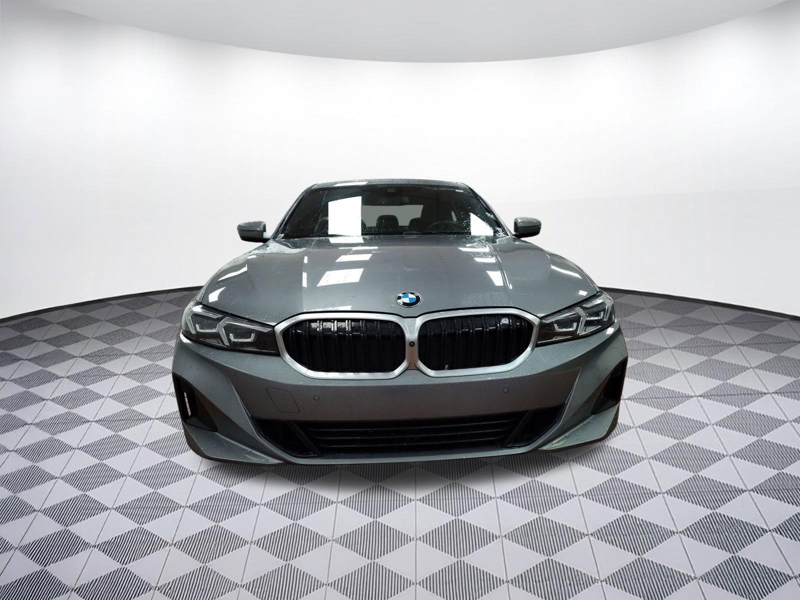 Used 2023 BMW 330i xDrive 330i xDrive w/ Premium Package image 4