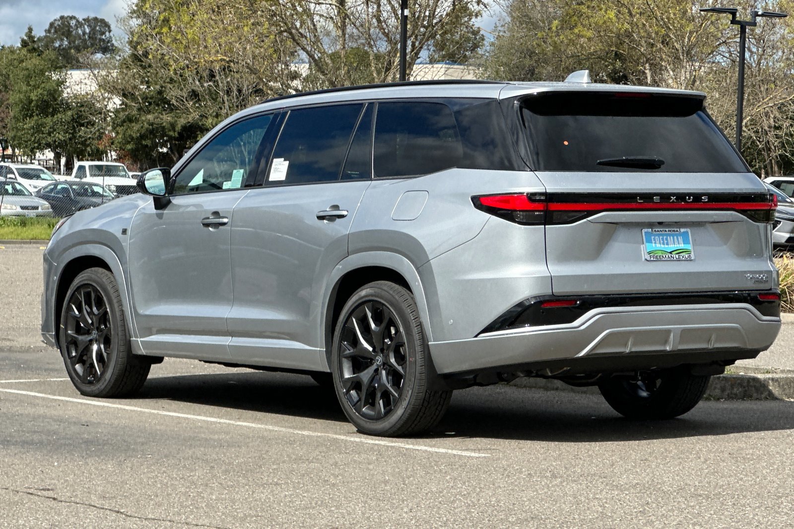 New 2026 Lexus TX 500h AWD image 6
