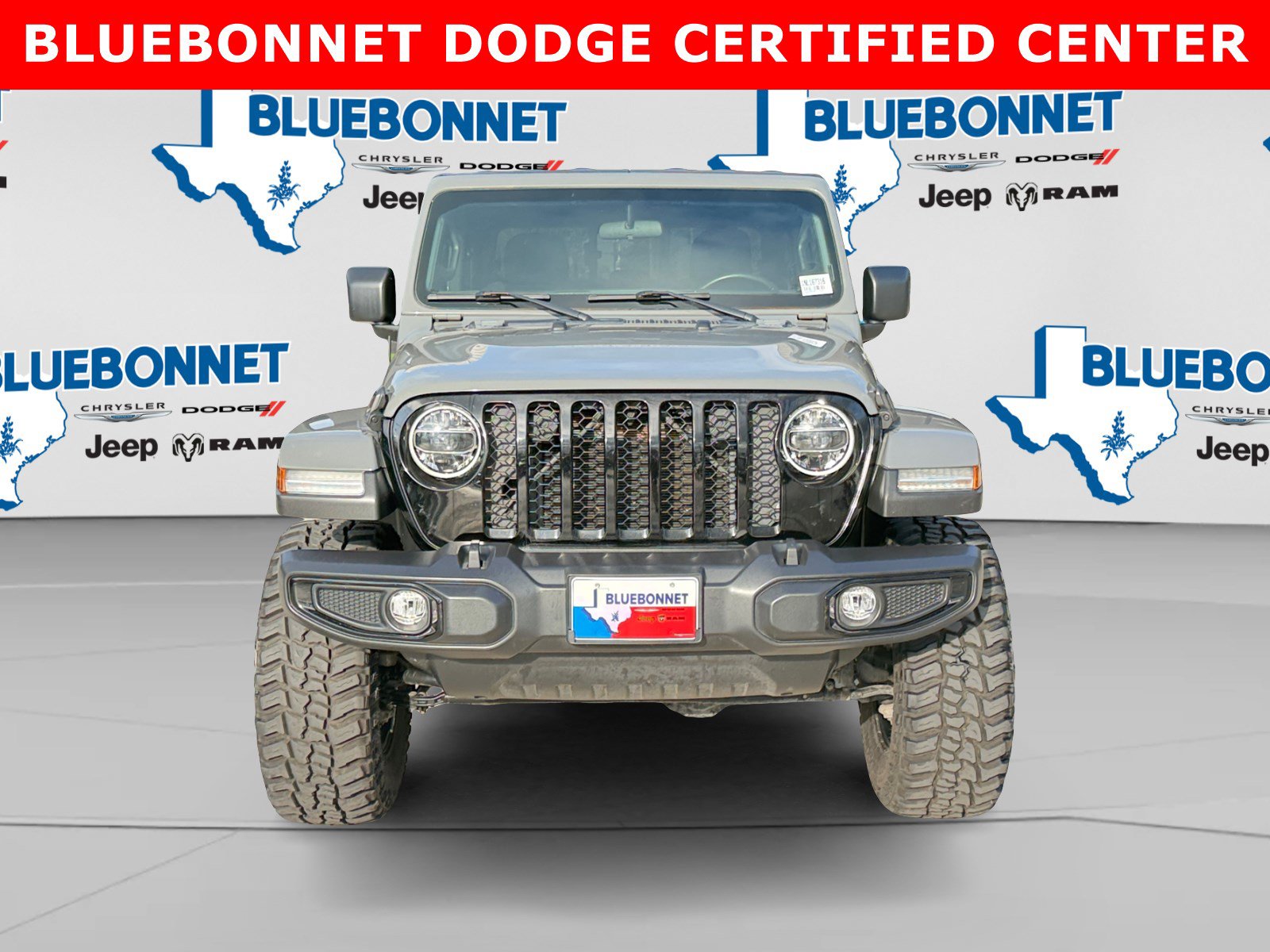Used 2022 Jeep Gladiator Sport AWD/4WD image 2