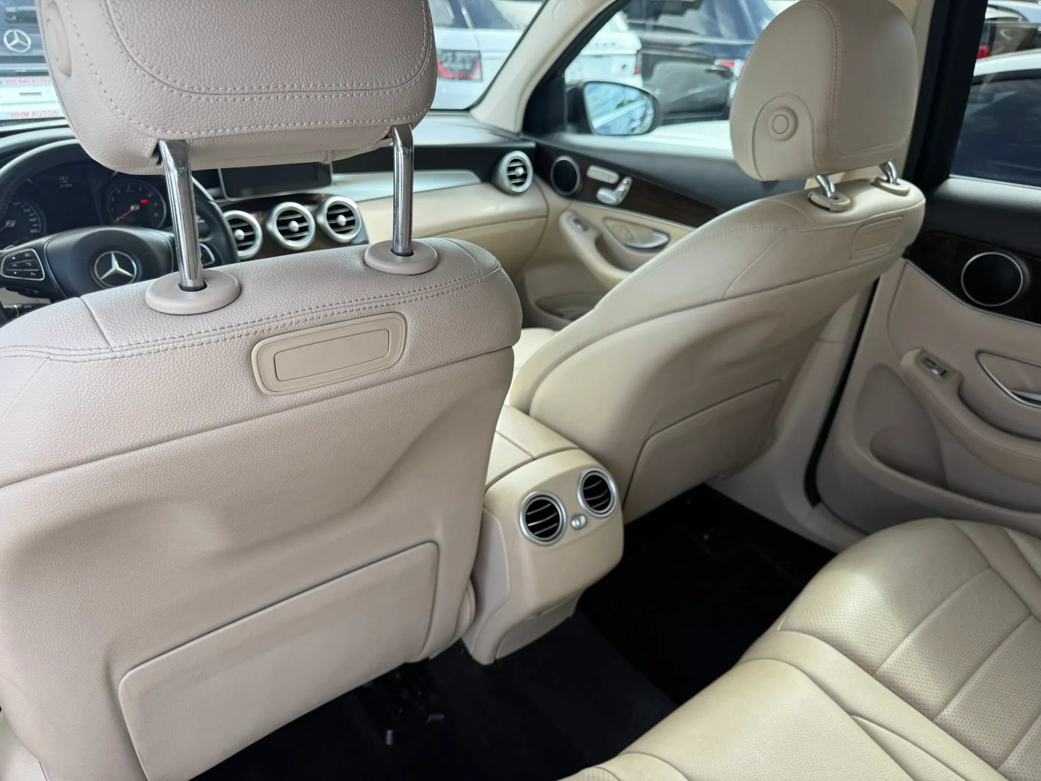 Used 2019 Mercedes-Benz GLC 300 image 18